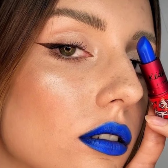 ππ MAC π SALES ππ. LIKE THIS FLYER 2B NOTIFIED WHEN I POP ON WITH πDEALSπ - Picture 15 of 16